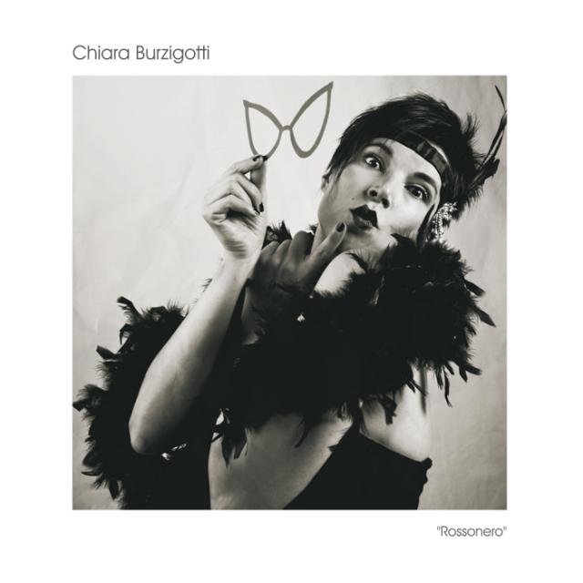 "Rossonero" - foto di Chiara Burzigotti - (autoritratto)